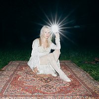 Justyna Chachuła – Sto lat samotności