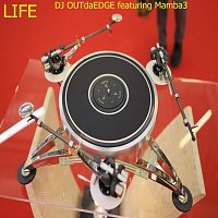 Přední strana obalu CD Life! (feat. Mamba3)