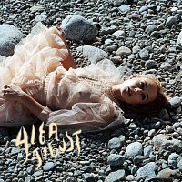 Alba August – Quitter