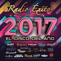 Přední strana obalu CD Radio Éxitos 2017 El Disco Del Ano