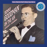 Přední strana obalu CD Benny Goodman On The Air 1937 - 38