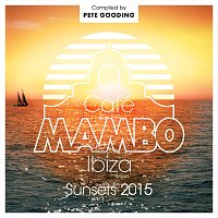 Přední strana obalu CD Café Mambo Sunsets 2015