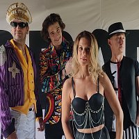 Kabareti – Lítáme v iluzích