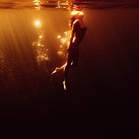 Mathame – Love Somebody