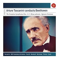 Přední strana obalu CD Arturo Toscanini Conducts Beethoven
