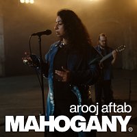 Arooj Aftab – Whiskey [Mahogany Session]