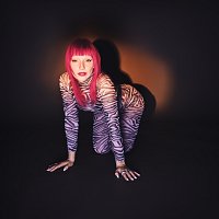 Sophie and the Giants – A Little Bit Wild