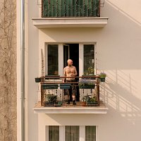 Mada, Temzki, Miły ATZ – Balkon