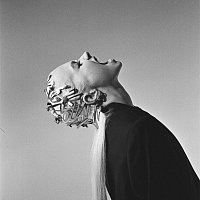 HANNI – Sentimental Me