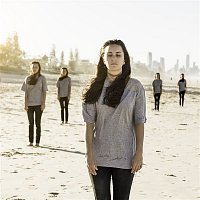 Amy Shark – Golden Fleece