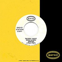 Přední strana obalu CD The Epic Vault: Rock N' Roll Singles (1965 - 1967)