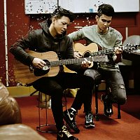Ariel NOAH, Difki Khalif – Cinta Yang Diam