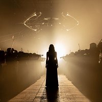 Maya – Silhouettes