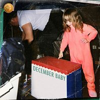 Přední strana obalu CD December Baby