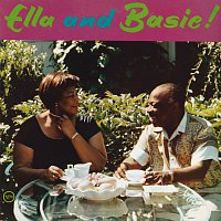 Přední strana obalu CD Ella And Basie