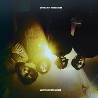 ONE CLICK STRAIGHT – Live At The Den