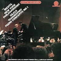 Emil Gilels – Tchaikovsky: Piano Concerto No.1 in B-Flat Minor, Op. 23 & Bach: Prelude No. 10 in B Minor, BWV 855