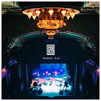 Přední strana obalu CD Artefacts - Live