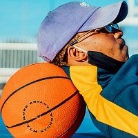 Přední strana obalu CD Kobe Bryant