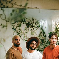 Přední strana obalu CD Vontade Lunar