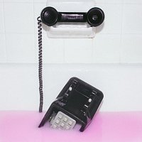 ZOLA – Téléphone