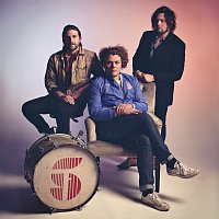 SLEEPWALKERS – Wake Up