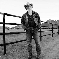 Seasick Steve – Keepin' The Horse Between Me And The Ground