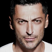 Přední strana obalu CD boško city