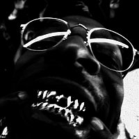 Isaiah Rashad – Lay Wit Ya (feat. Duke Deuce)