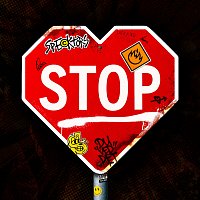 Přední strana obalu CD Hjertestop