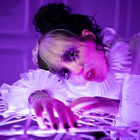 FLORE – The Great Pretender