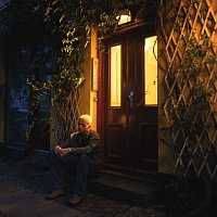 Maximillian – Home