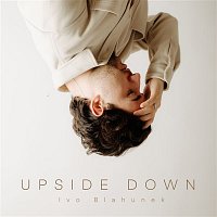 Přední strana obalu CD upside down