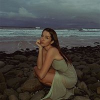 Kita Alexander – True