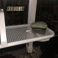 Přední strana obalu CD Kerosin