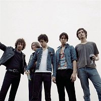The Strokes – Soma (Live In Iceland)