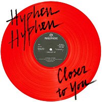 Přední strana obalu CD Closer To You