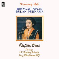 Rafika Duri – Keroncong Asli Di Bawah Sinar Bulan Purnama