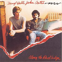 Daryl Hall & John Oates – Along The Red Ledge