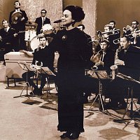 Přední strana obalu CD Сборник главных песен на узбекском