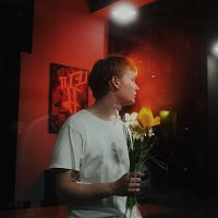 Hugo Toosi – Nyt