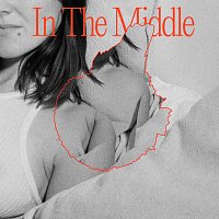 Art School Girlfriend – In The Middle