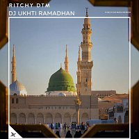 Přední strana obalu CD DJ Ukhti Ramadhan