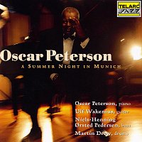 Přední strana obalu CD A Summer Night In Munich [Live At Gasteig, Munich, Germany / July 22, 1998]