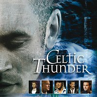Přední strana obalu CD Celtic Thunder The Show