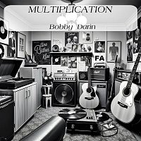 Přední strana obalu CD Multiplication