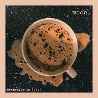 Přední strana obalu CD Moon