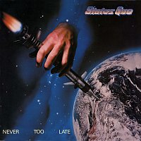 Přední strana obalu CD Never Too Late [Deluxe]