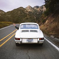 Přední strana obalu CD Nothing To Miss