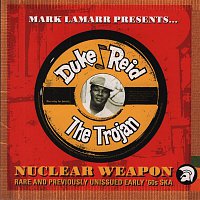 Přední strana obalu CD Nuclear Weapon (Mark Lamarr Presents)